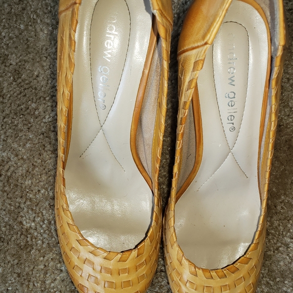 Yellow Heels - Picture 7 of 8